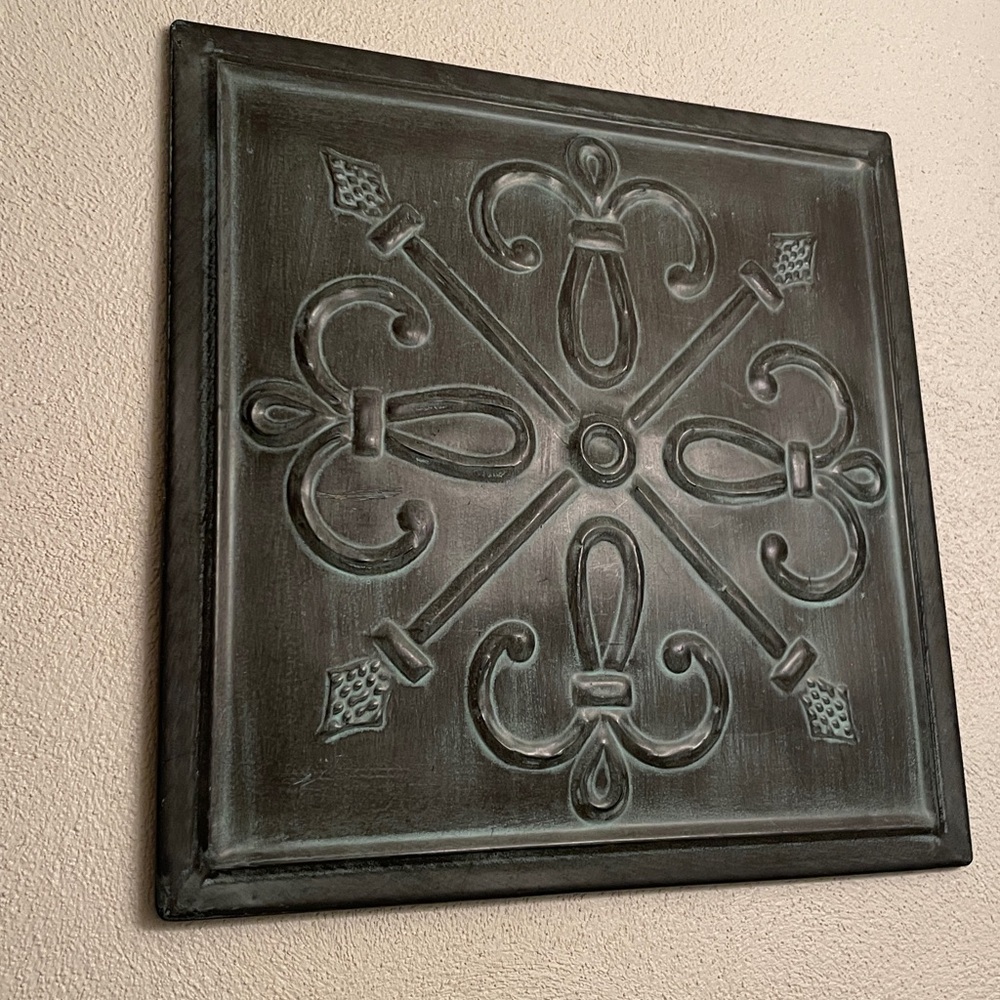 Southern Living at Home PATINA Square Metal Wall Art Tile Diagonal or Horizontal - Picture 2 of 10